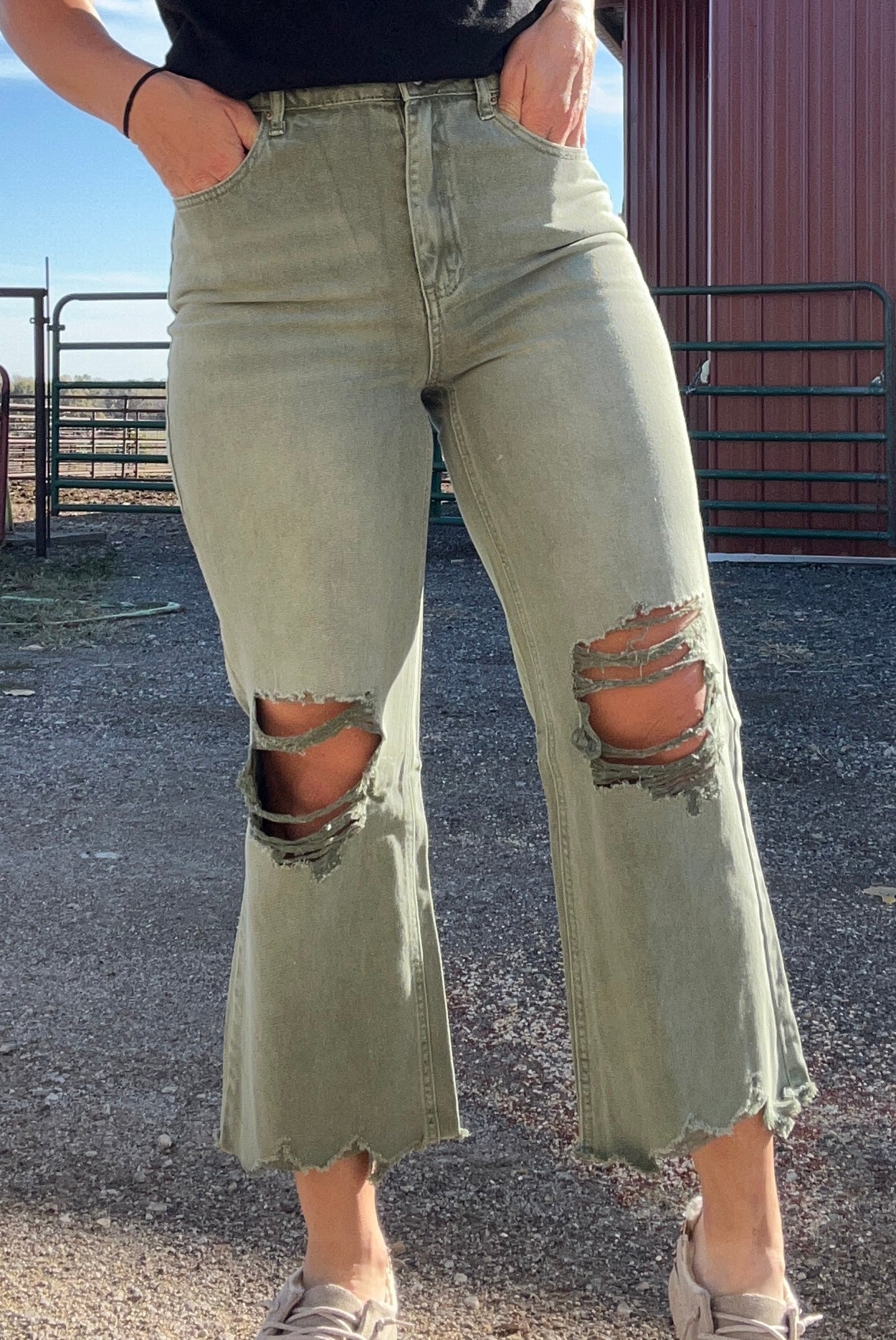 Olive Cropped Jean